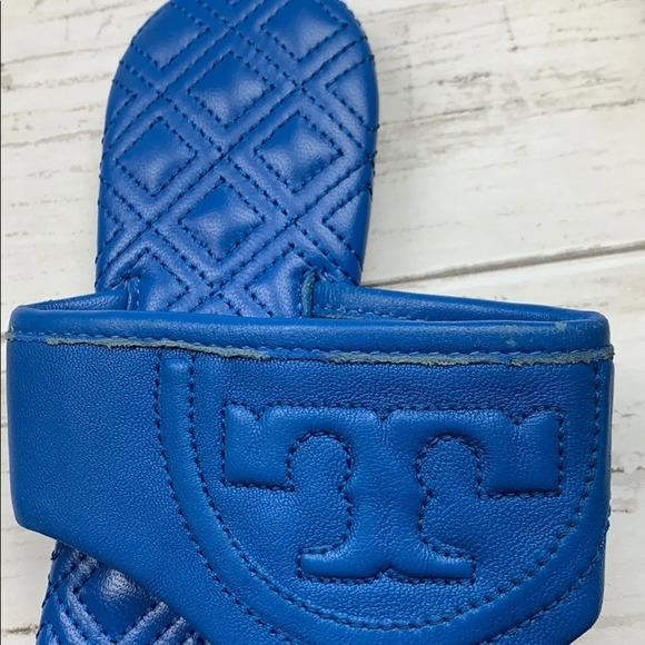 Tory Burch Fleming Flat Thong Sandals Large Logo Blue Summer Flip Flop - Picture 9 of 10